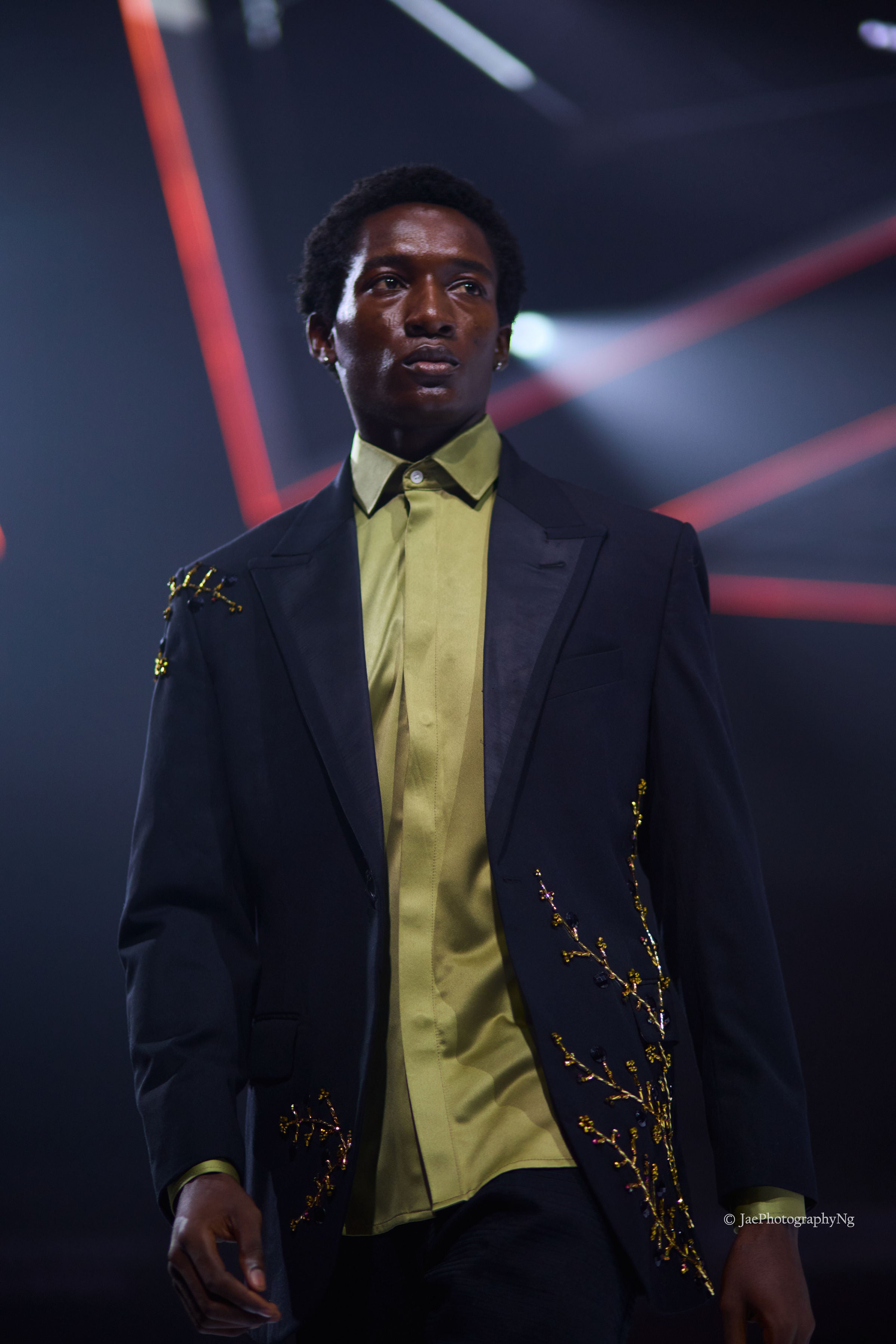 THE ONYX EMBLEM TUXEDO