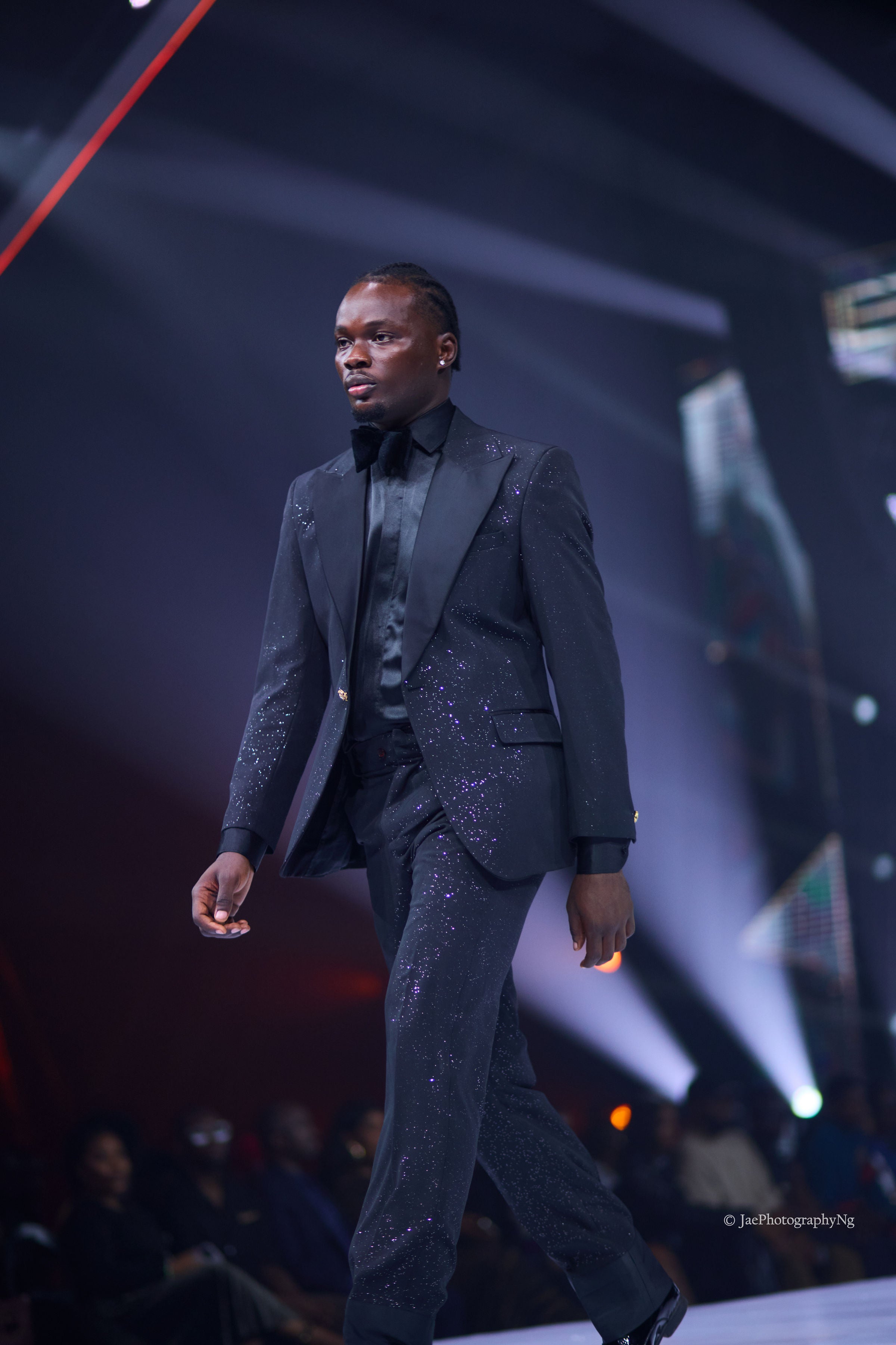 THE ONYX GALAXY TUXEDO