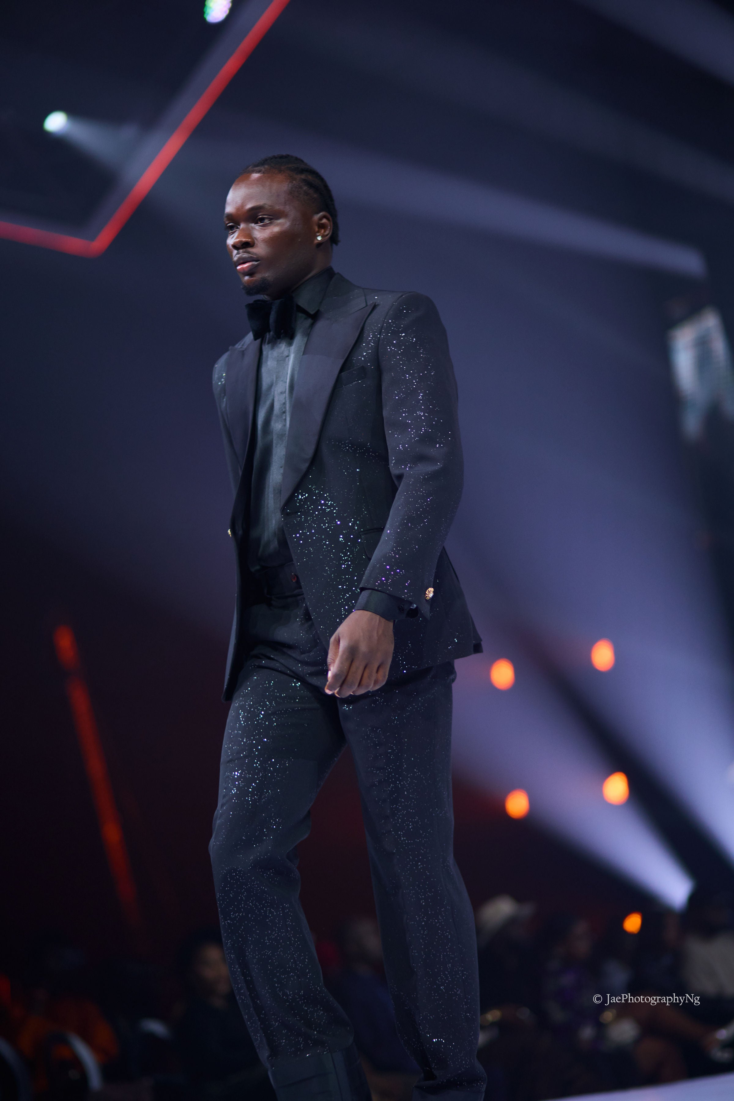 THE ONYX GALAXY TUXEDO