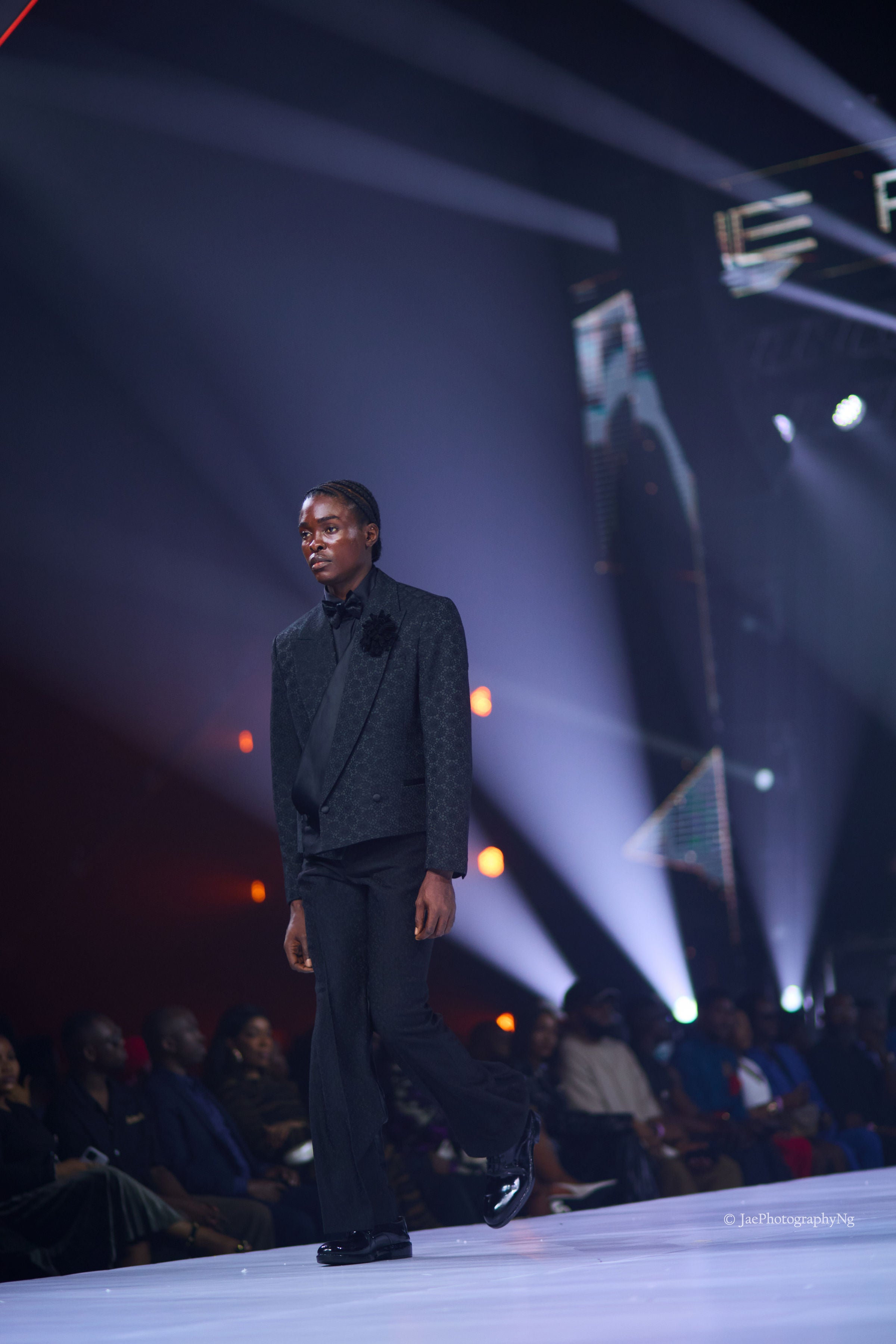 THE OBSIDIAN STELLAR TUXEDO