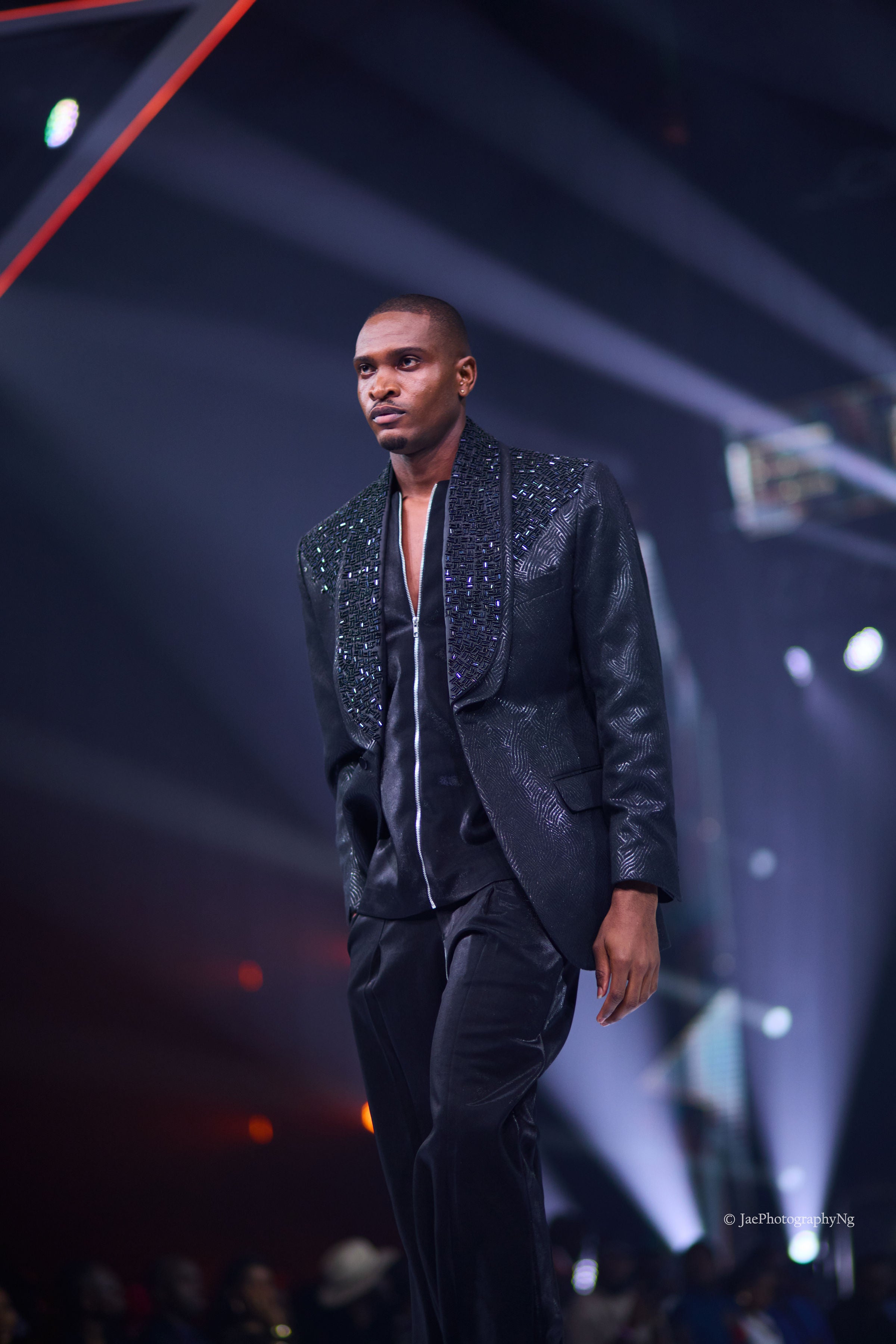 THE MIDNIGHT NEBULA TUXEDO